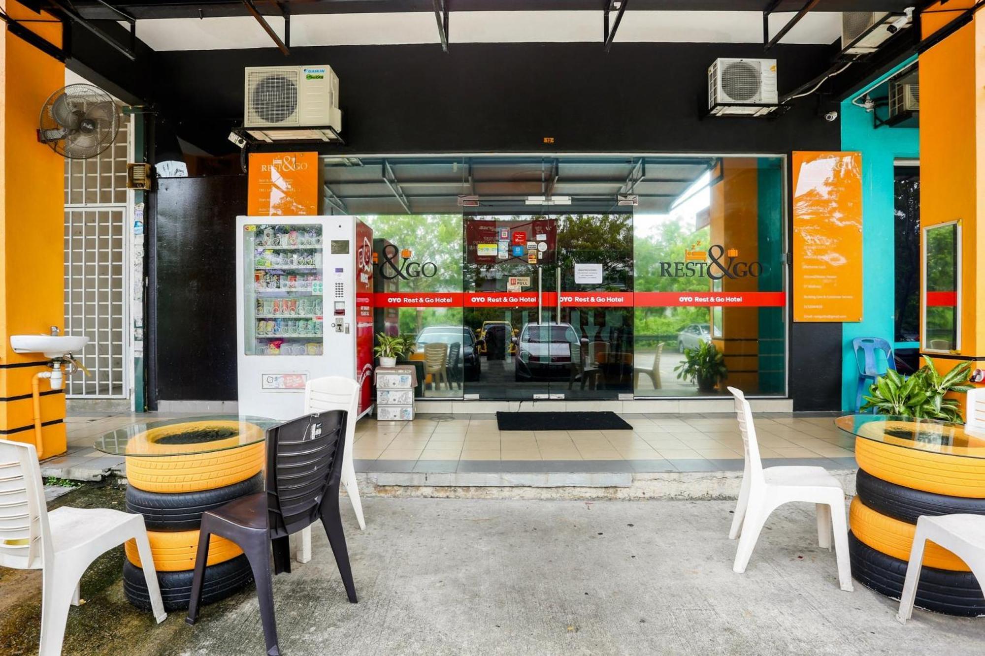 Oyo 90460 Hotel Kl2F Rest & Go Shah Alam Extérieur photo
