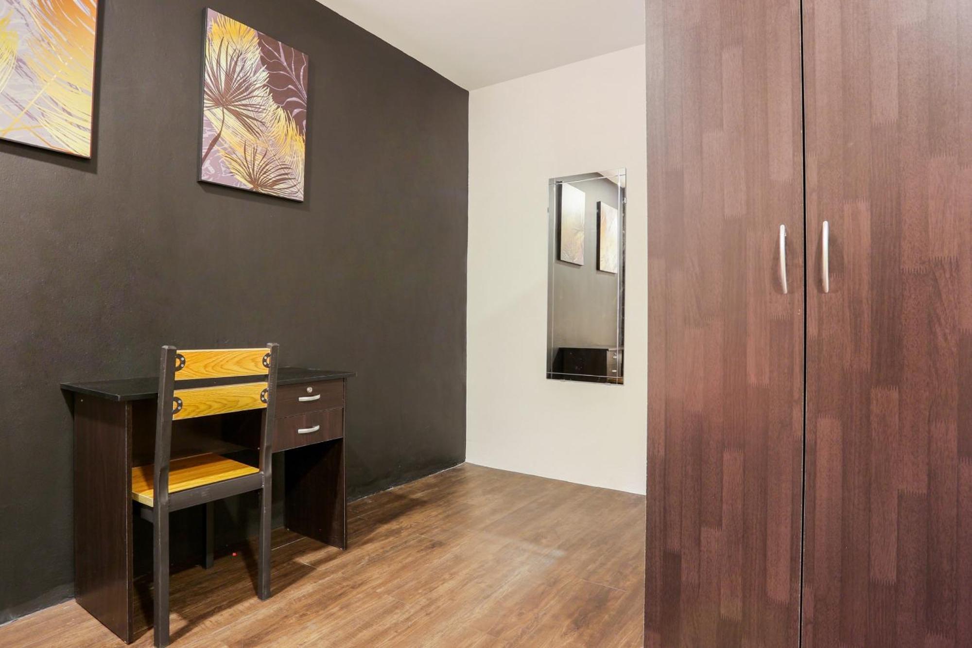 Oyo 90460 Hotel Kl2F Rest & Go Shah Alam Extérieur photo