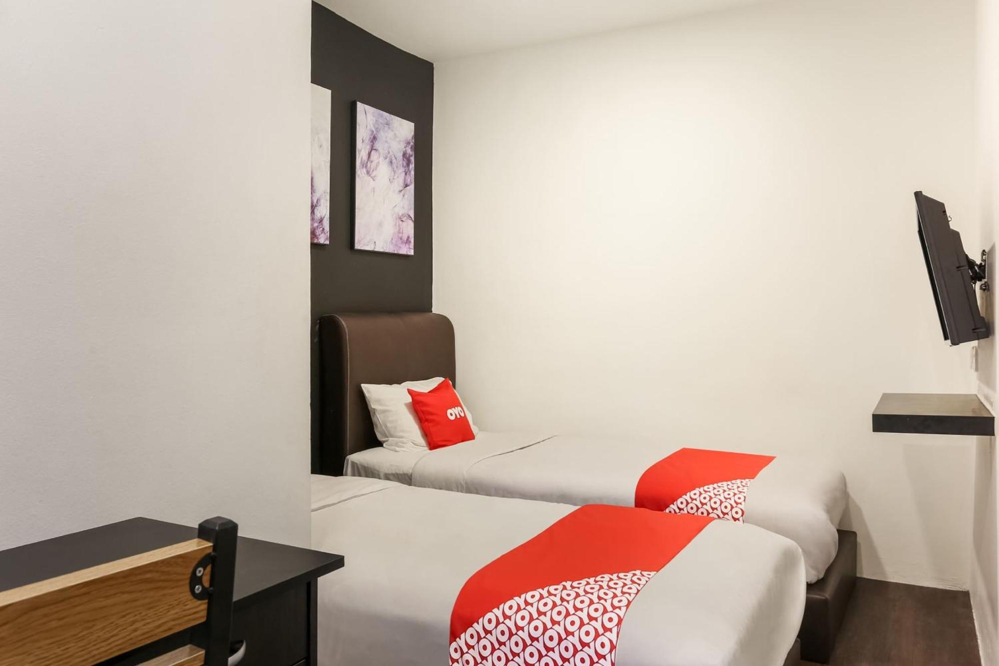 Oyo 90460 Hotel Kl2F Rest & Go Shah Alam Extérieur photo