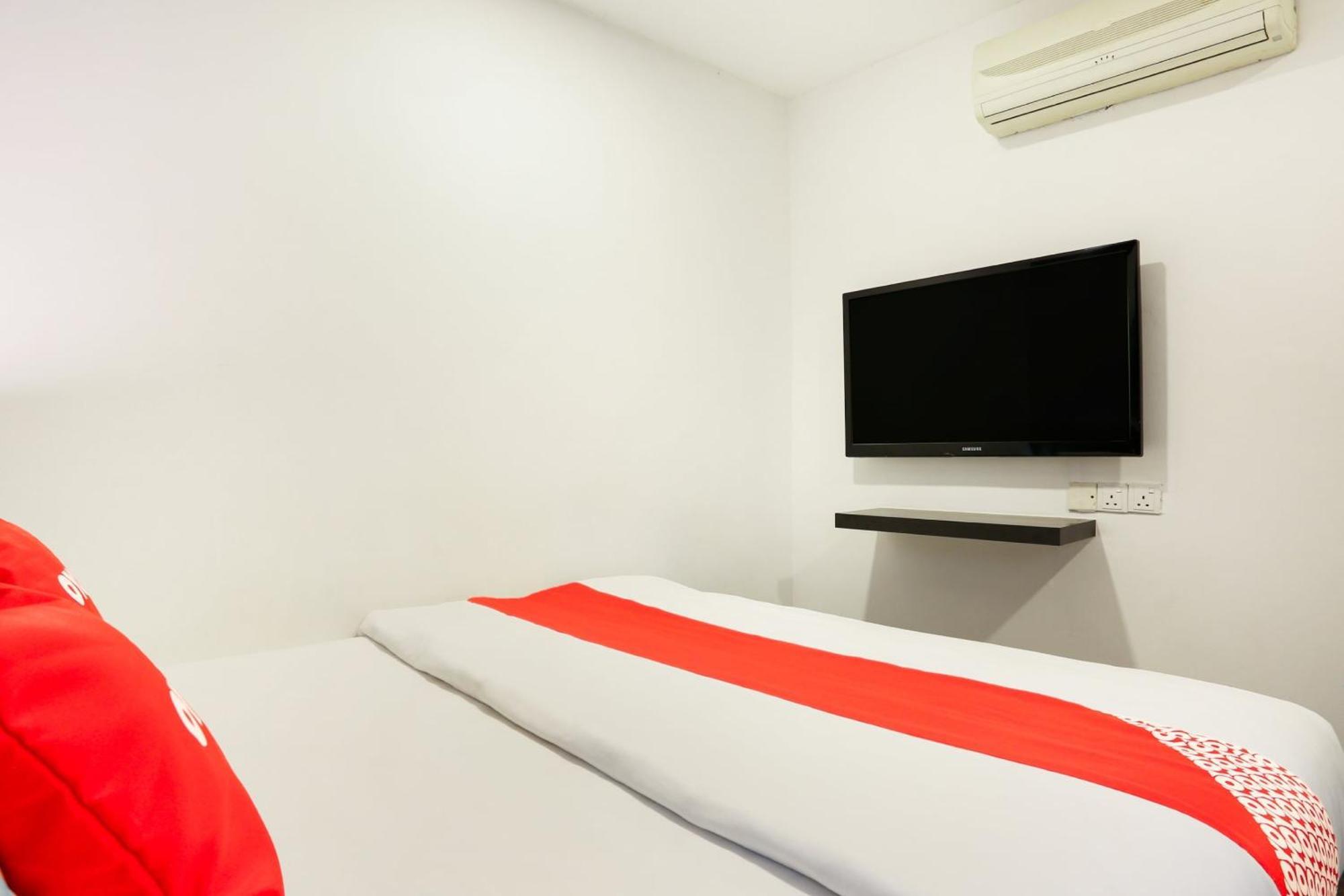 Oyo 90460 Hotel Kl2F Rest & Go Shah Alam Extérieur photo